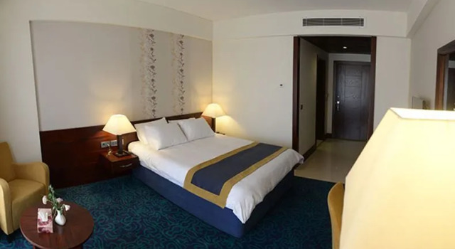 Arg Hotel Yazd, Rezervasyon Otel Yazd otoparklı oteller, Otopark