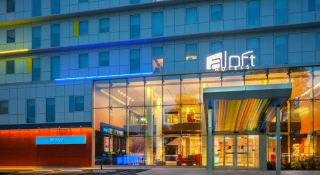Номер Standard Aloft by Marriott New York LaGuardia Airport