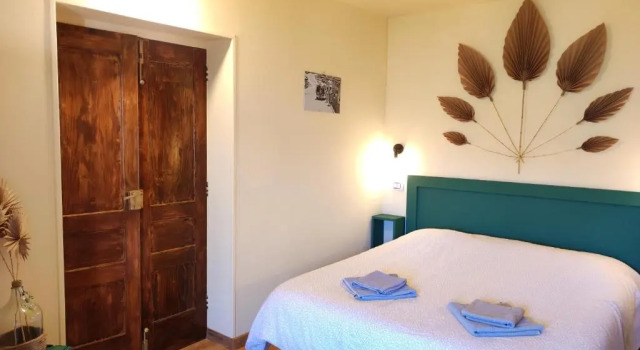 Tana Libera Tutti 3 Nature, Yourself, Love, Book Hotel Hoteller i Viggianello med parkering, Parkering