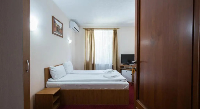 Dumbrava Sibiului, Varaa Hotelli Sibiu 