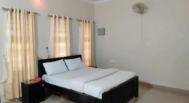Двухместный номер Deluxe с балконом Woodrose Resort