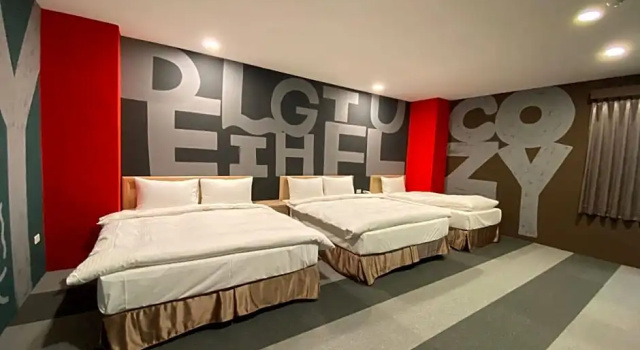 Пятиместный номер Standard JS Hotel-Gallery Hotel