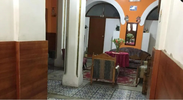 Hostal La Chorrera, Забронировать Отель Centro Histórico Кито, рядом с Del Arbolito Park