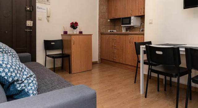 Апартаменты с балконом Alhambra Sonder Apartments