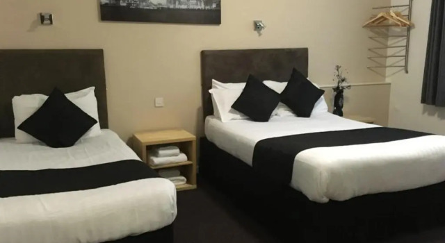 Standard- tredobbelt værelse Lord Nelson Hotel – Lime Street Station Liverpool by Compass Hospitality