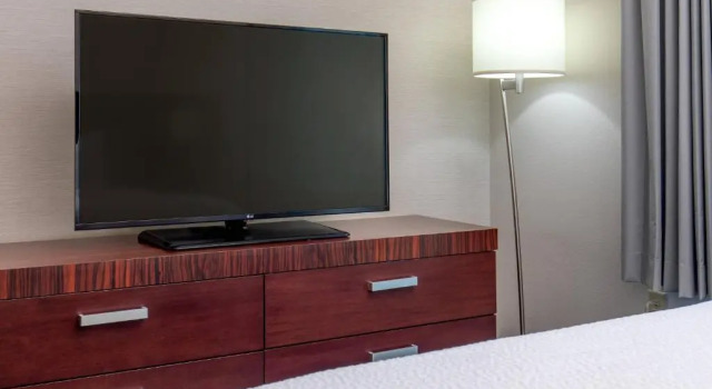 Номер Standard Spark by Hilton Lancaster