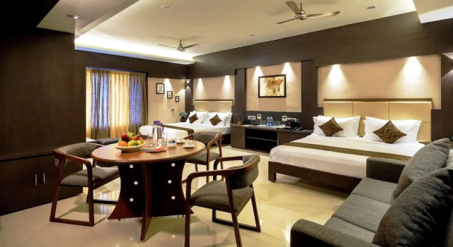 Четырёхместный люкс Luxury Hotel ARJUNAA