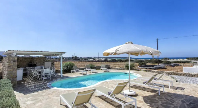 Villa Glyfada a Private Fully Equipped gem