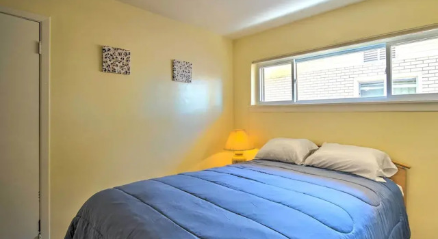Коттедж с 3 комнатами El Paso Home < 1 Mi to Lone Star Golf Club!