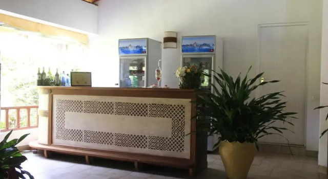 Mawe Zuri Resort, Rezerwuj Ośrodek wypoczynkowy Hotele w Coast Region ze śniadaniem, Śniadanie