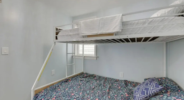 Lovely Abode: Walk to Seaside Heights Boardwalk!, Забронировать Апартаменты/квартира Сисайд-Хайтс Джерси-Шор
