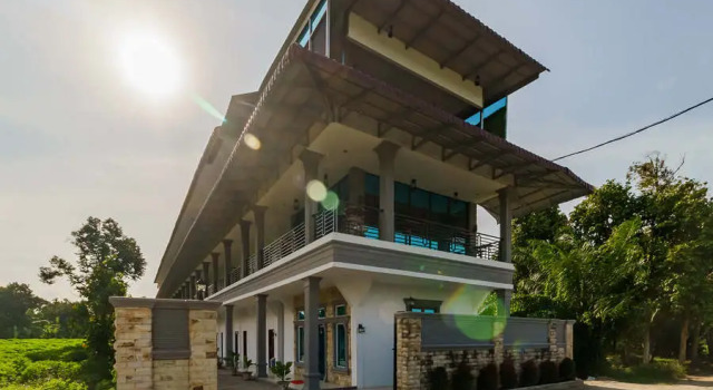 RedDoorz Plus near Kualanamu International Airport 2