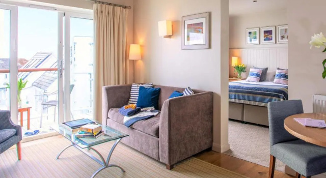 Номер Deluxe St Brides Spa Hotel & Village Apartments