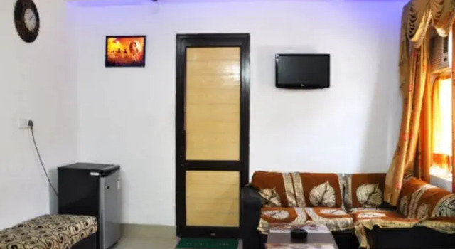 Hotel Pukhraj, Book Hotel Ludhiana Punjab