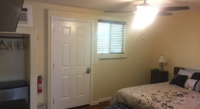 Коттедж Standard с балконом и с видом на внутренний двор Aaron’s cottage