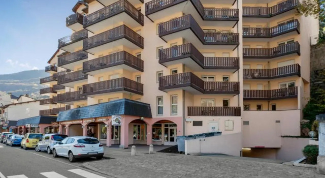 Appartement Brides-les-Bains, 1 pièce, 4 personnes - FR-1-512-215, Prenota Appartamento Hotel a Alvernia con parcheggio, Parcheggio