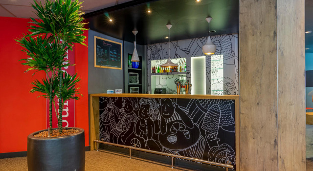 ibis Marseille Est La Valentine, Rezervasyon Bed and Breakfast Aubagne Carros