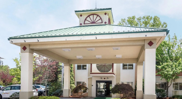 Quality Inn & Suites Lexington, Брондау Қонақ үй Лексингтон Boston Metropolitan Area