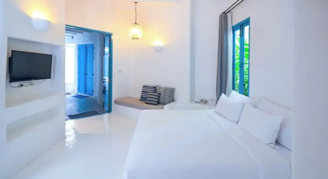 Номер Deluxe Цокольный этаж с балконом Resort de Paskani
