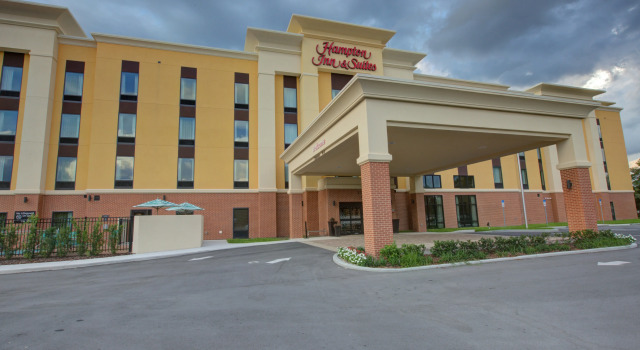 Hampton Inn & Suites Tampa Busch Gardens Area