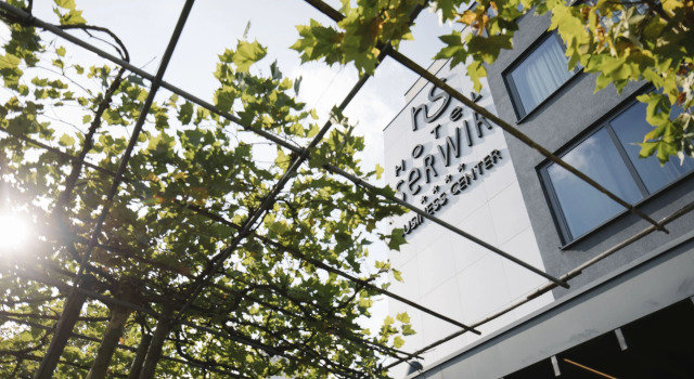 Hotel Serwir