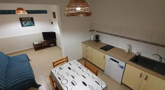 972D2 - Gwozey - Bas de villa Tamarin, Varaa Villa Mökit kohteessa Fort-de-France, Mökki