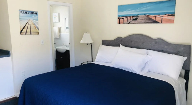 Двухместный люкс Thunderbird Motel