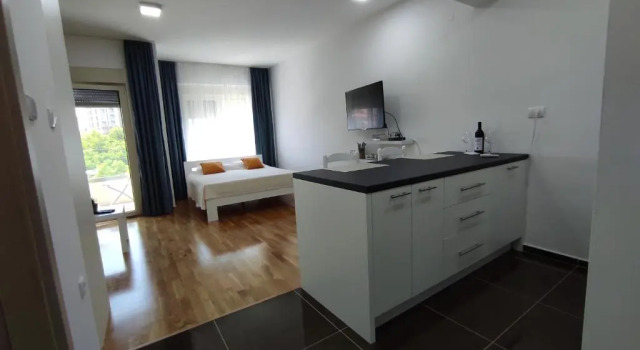 Студия Comfort studio with sea view and swimming pool