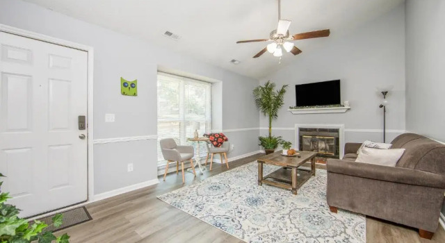 No Place Like Homeplace! II, Buchen Sie Ferienwohnung Fayetteville 