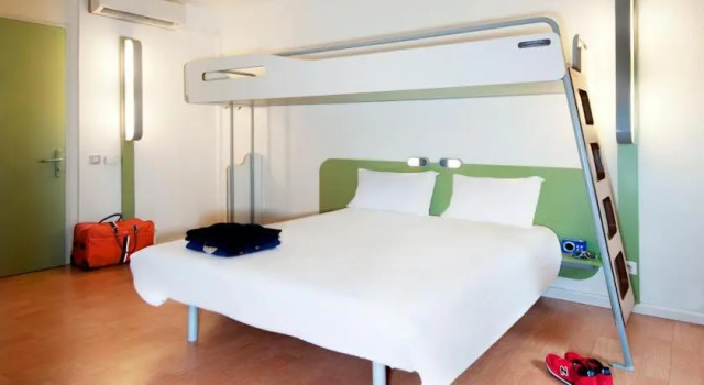 Четырёхместный номер Standard Ibis budget Lille Ronchin - Stade Pierre Mauroy