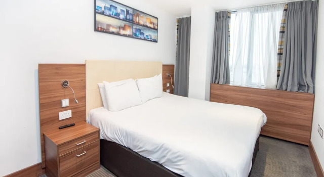 Четырёхместный люкс Superior Livin Serviced Apartments