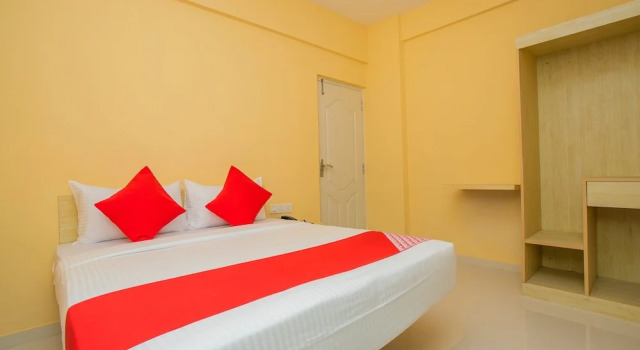 Номер Standard Hotel O Varcity Emerald Near Ragigudda Sri Prasanna Anjaneyaswamy Temple