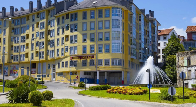 Hotel Los 14, Book Hotel Hotels in Asturias with Parking, Parking