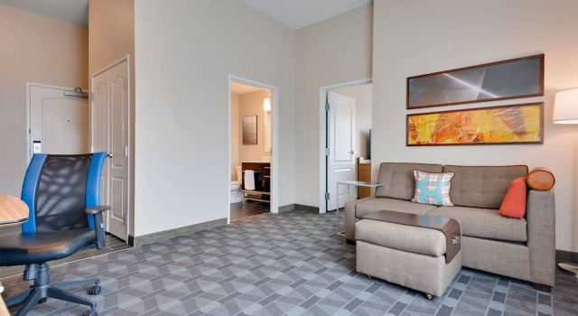 Люкс TownePlace Suites by Marriott Detroit Allen Park