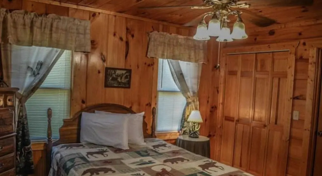 Kingdom Cabin 2, Book Hotel 3-stjernede hoteller i Morganton, 3*