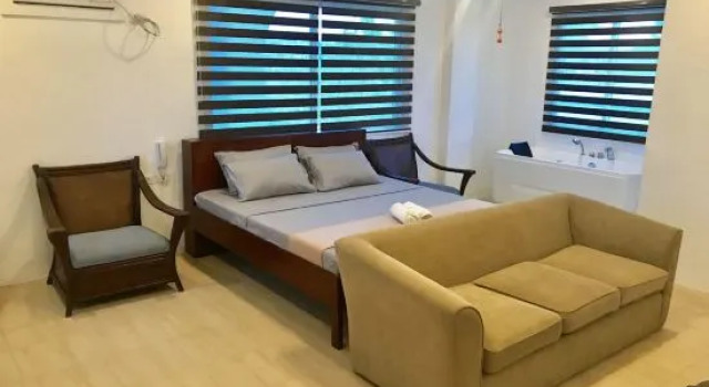 Люкс Brizo Hotel and Resort Tagaytay
