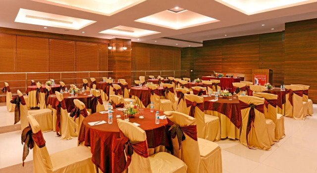 Vijaya Tej Clarks Inn, Reserva ahora Hotel Patna Karnataka