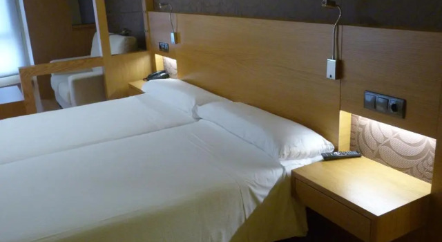 Полулюкс Hotel Nordés