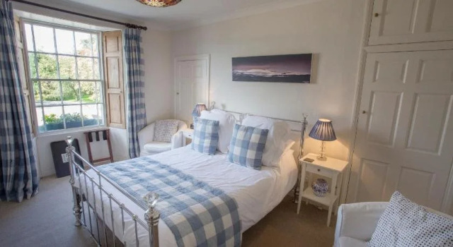 Market Cross Guest House, Забронировать Гостевой дом Белфорд Нортумберленд