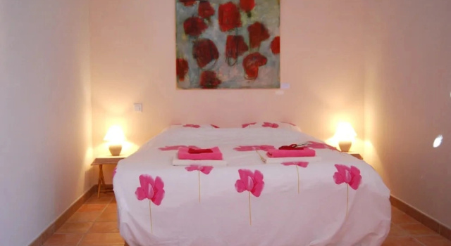 Villa in Valréas with Pool and Garden Views, Prenota Villa Hotel a Valréas con piscina, Piscina