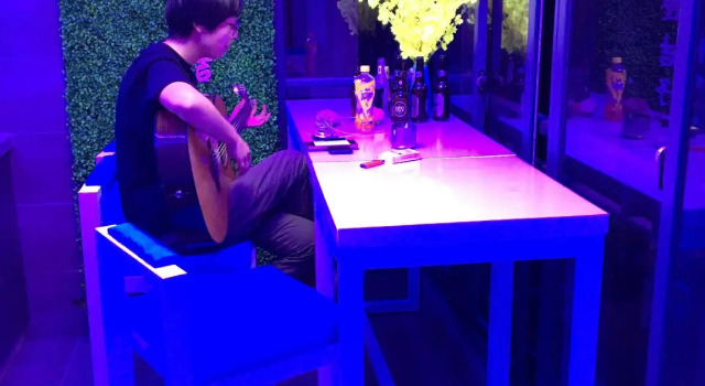 Music Bar International Youth Apartment Beihai, Prenota Appartamento Hotel a Beihai con parcheggio, Parcheggio