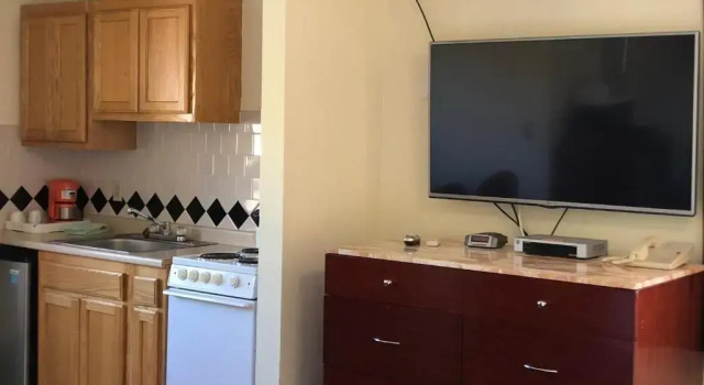 Четырёхместный номер Deluxe Monticello Motel