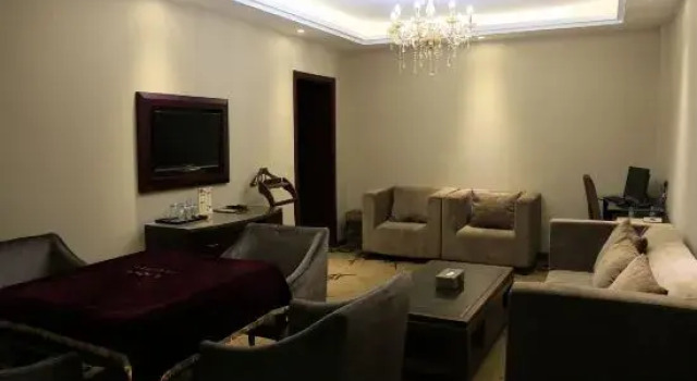Люкс Deluxe Yuanheng International Hotel