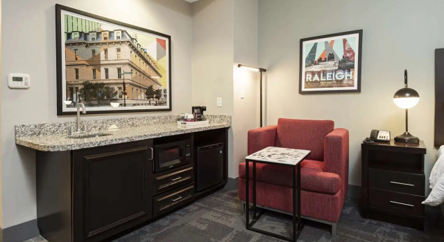 Двухместный номер Deluxe Hampton Inn & Suites - Raleigh Downtown