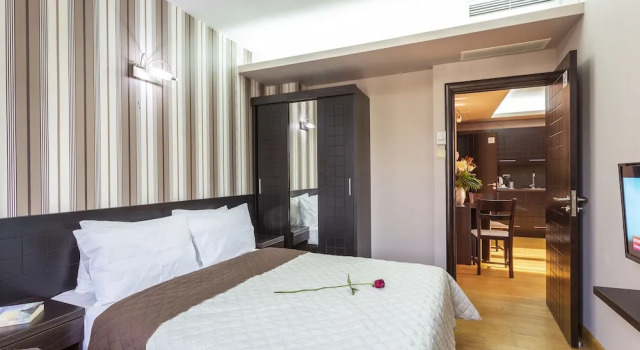 Семейные апартаменты с балконом CityHome Aparthotel