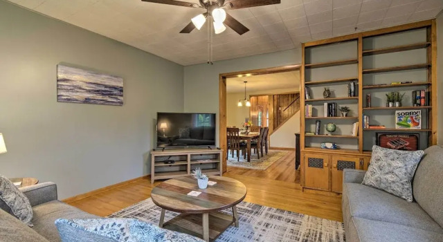 Penn Yan Escape w/ Yard, 1 Mi to Keuka Lake!