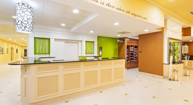 Hilton Garden Inn Myrtle Beach/Coastal Grand Mall, Забронировать Отель Миртл-Бич Гранд-Странд