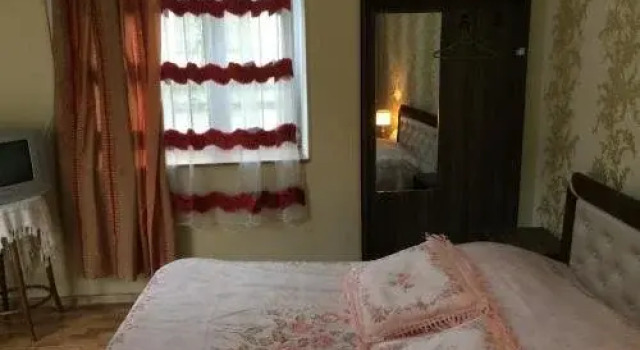 Golden flower, Rezervovat Hotel Hotely v Imereti s parkováním, Parkování