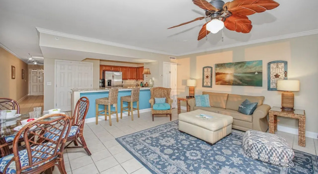Emerald Beach 2328 -1495628, Varaa Hotelli Hotellit Panhandle Florida uima-altaalla, Uima-allas