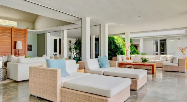 Вилла Breathtaking Ocean-view Home w Pool Modern Design